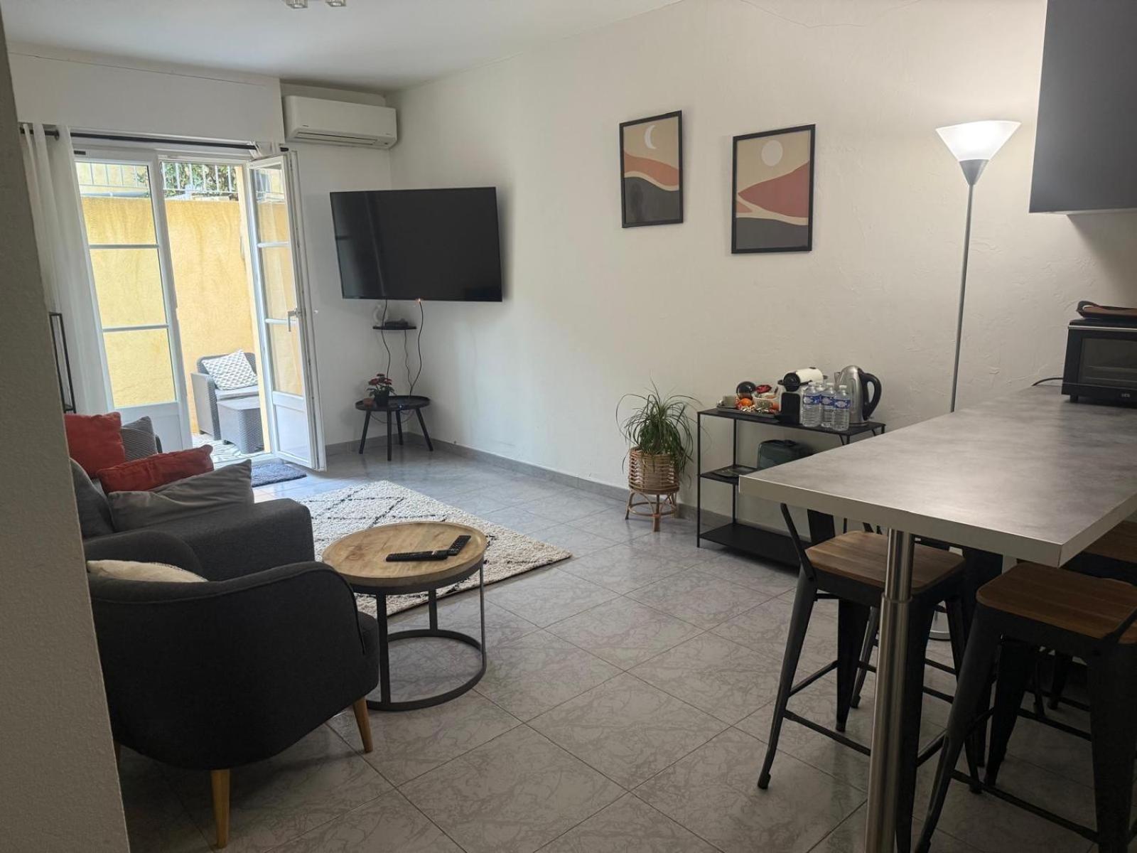 Detente Bas De Villa Jacuzzi, Piscine A 15 Min De Nice Карос Екстериор снимка